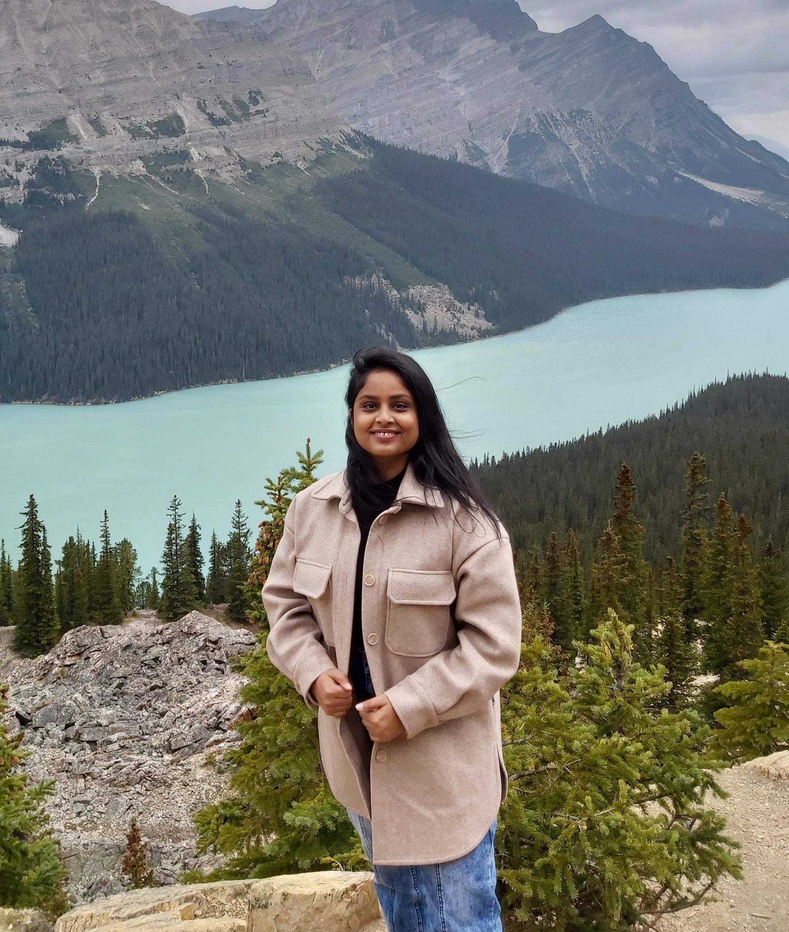 Headshot of Sneha Singh.