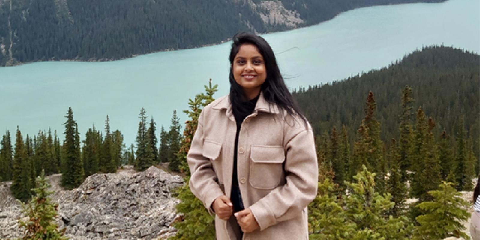 Headshot of Sneha Singh.