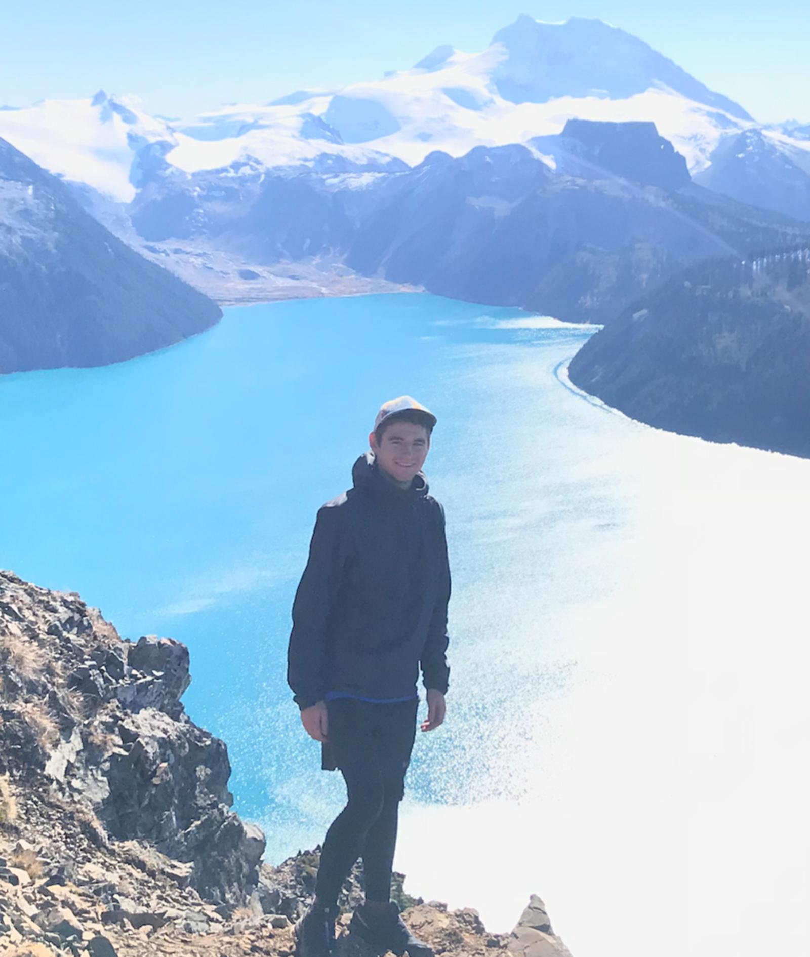 Headshot of Tyler Thomson.