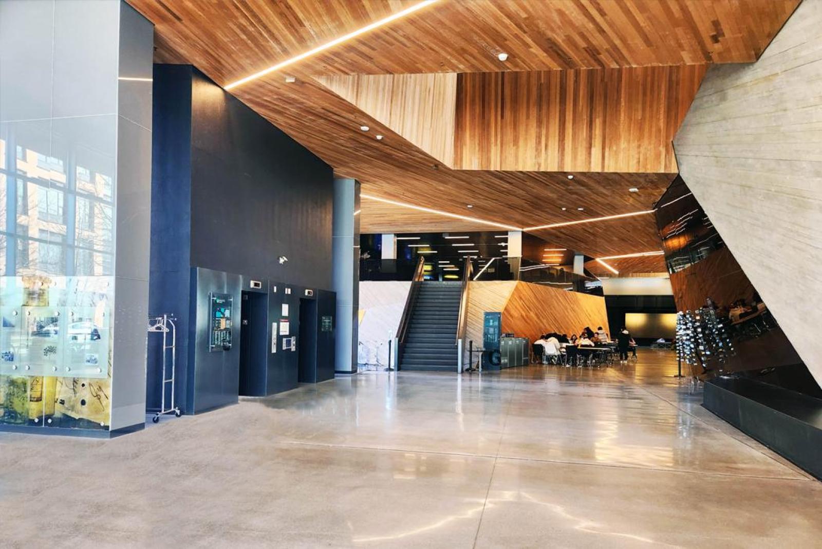 A photo of the atrium on the ground floor of the UBC Pharmaceutical Sciences Building.